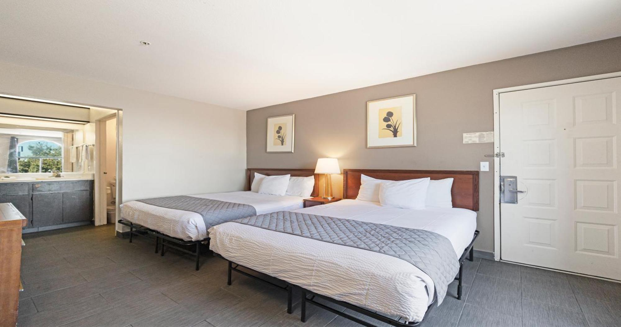 Budget Inn And Suites Stockton Yosemite Eksteriør bilde