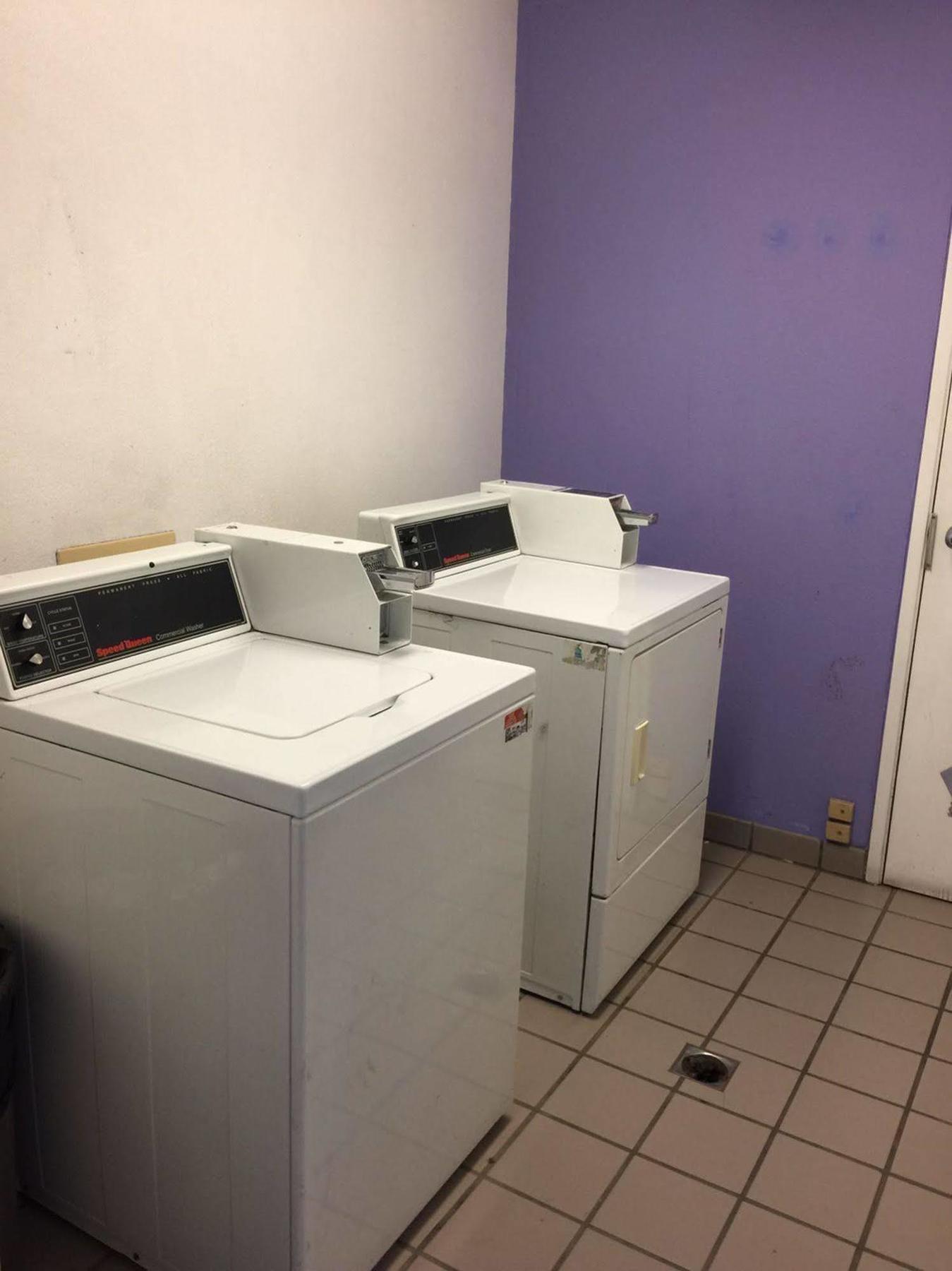 Budget Inn And Suites Stockton Yosemite Eksteriør bilde